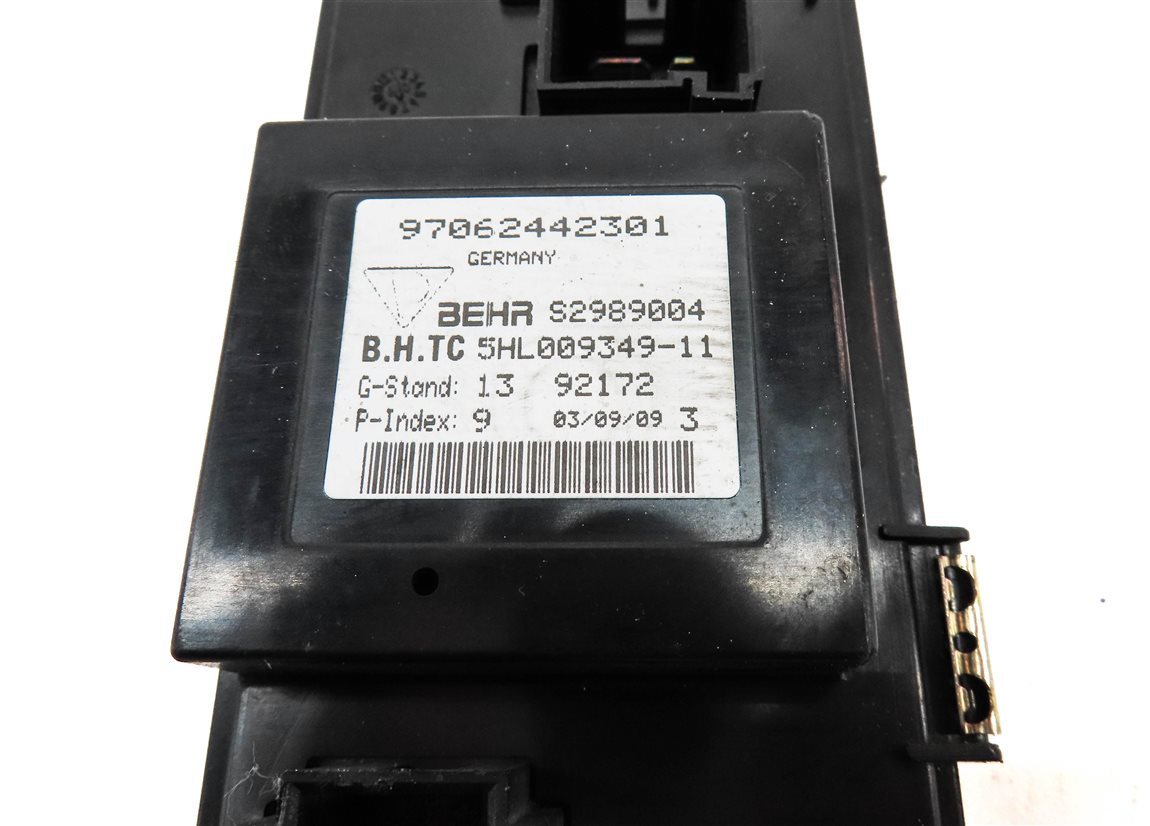 Thumbnail 4: 2010 PORSCHE PANAMERA (970) FRONT HEATER A/C BLOWER FAN MOTOR SPEED RESISTOR