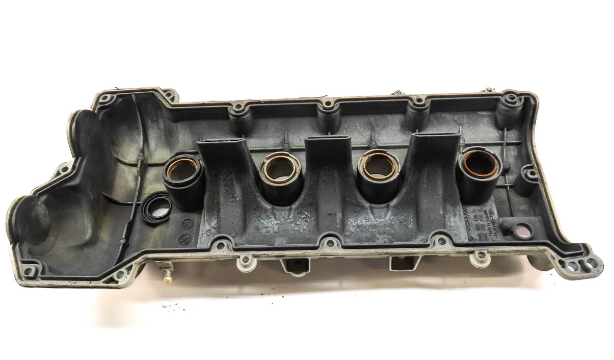 Thumbnail 7: 2010-2018 PORSCHE CAYENNE PANAMERA (958 970 G1) 4.8L V8 ENGINE LEFT VALVE COVER