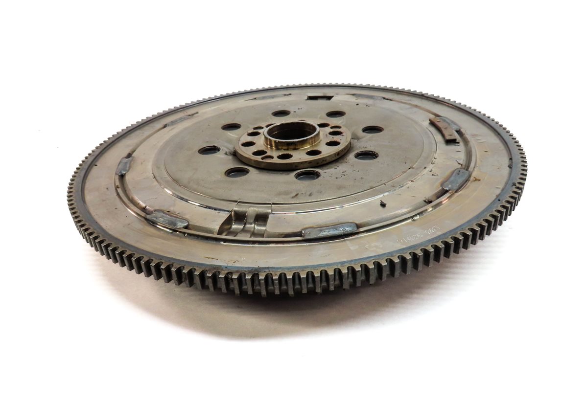 Thumbnail 4: 10-13 PORSCHE PANAMERA (970 G1) 4.8L M48 RWD DUAL CLUTCH TRANSMISSION FLYWHEEL