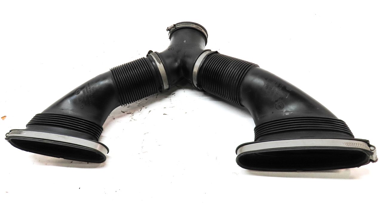 Thumbnail 4: 2010 PORSCHE PANAMERA (970) 4.8L N/A ENGINE AIR INDUCTION INTAKE DUCT HOSE PIPE
