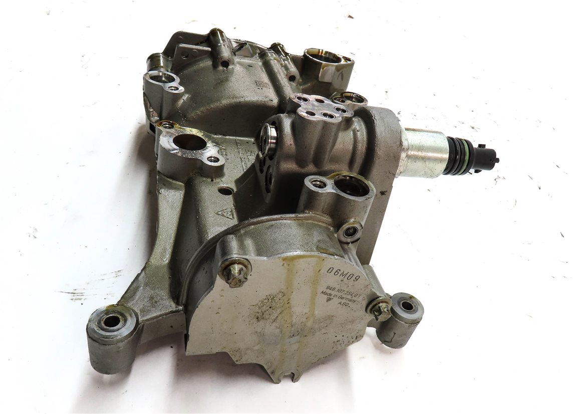 Thumbnail 4: 2010 PORSCHE PANAMERA (970) 4.8L N/A ENGINE OIL FLUID PUMP w/ PRESSURE SOLENOID