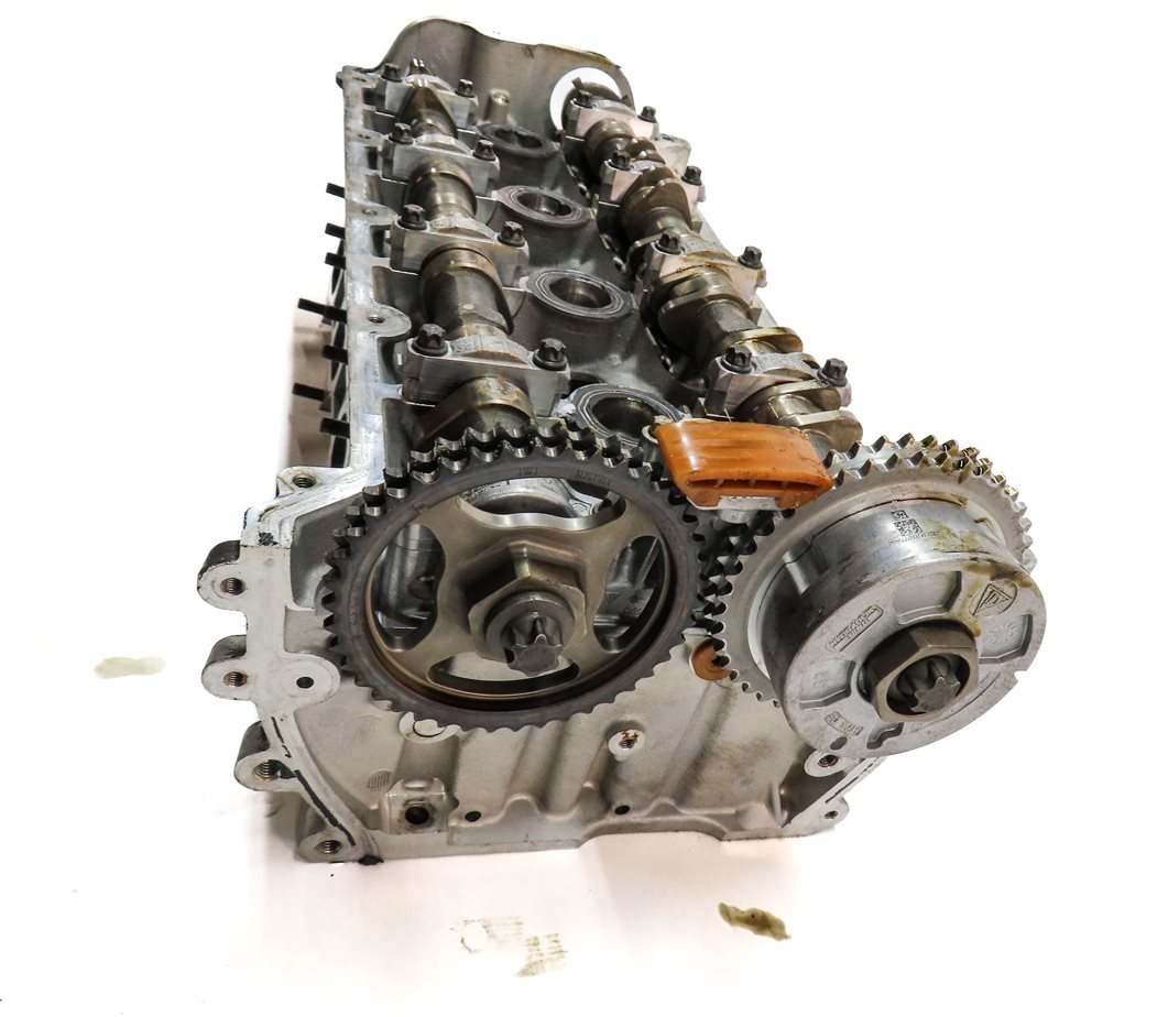 Thumbnail 6: 10-13 PORSCHE PANAMERA (970 G1) RWD N/A 4.8L M48 V8 ENGINE RIGHT CYLINDER HEAD