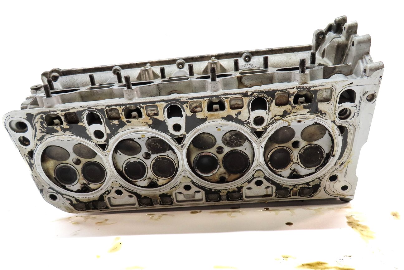 Thumbnail 8: 10-13 PORSCHE PANAMERA (970 G1) RWD N/A 4.8L M48 V8 ENGINE RIGHT CYLINDER HEAD