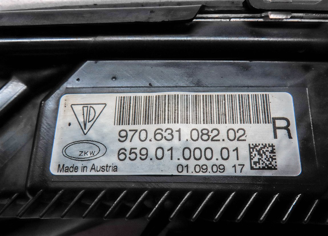 Thumbnail 5: 10-13 PORSCHE PANAMERA (970 G1) FRONT RIGHT LED FOGLIGHT TURN SIGNAL LIGHT LAMP