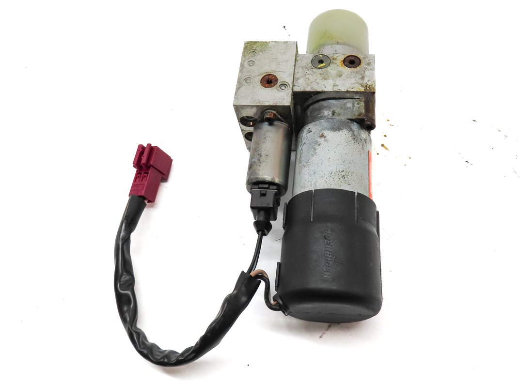 Thumbnail 5: 2006-2009 MERCEDES ML-CLASS (W164) REAR TRUNK LIFT MOTOR w/ RAM & LINES (4-PIN)