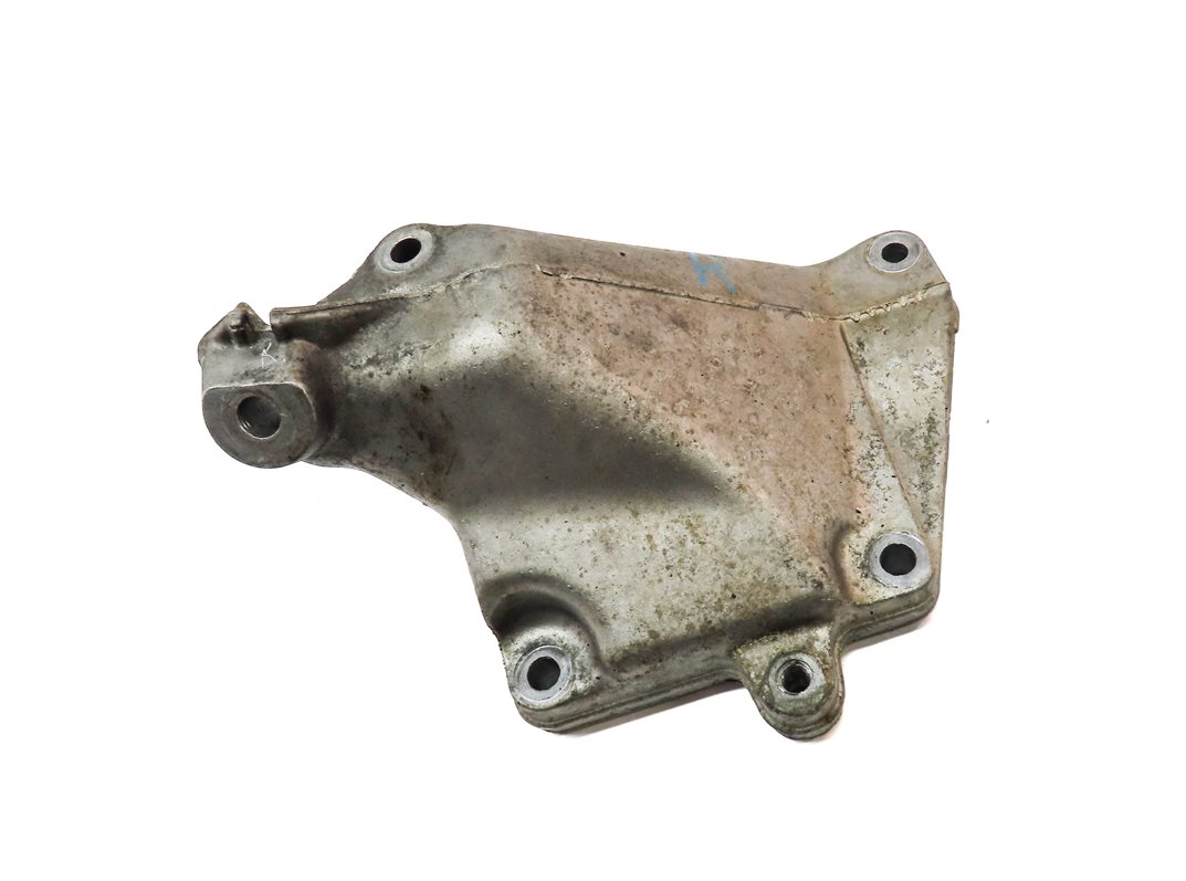 Thumbnail 3: 08 MERCEDES ML550 W164 5.5L (273.963) RIGHT PASSENGER ENGINE MOTOR MOUNT BRACKET