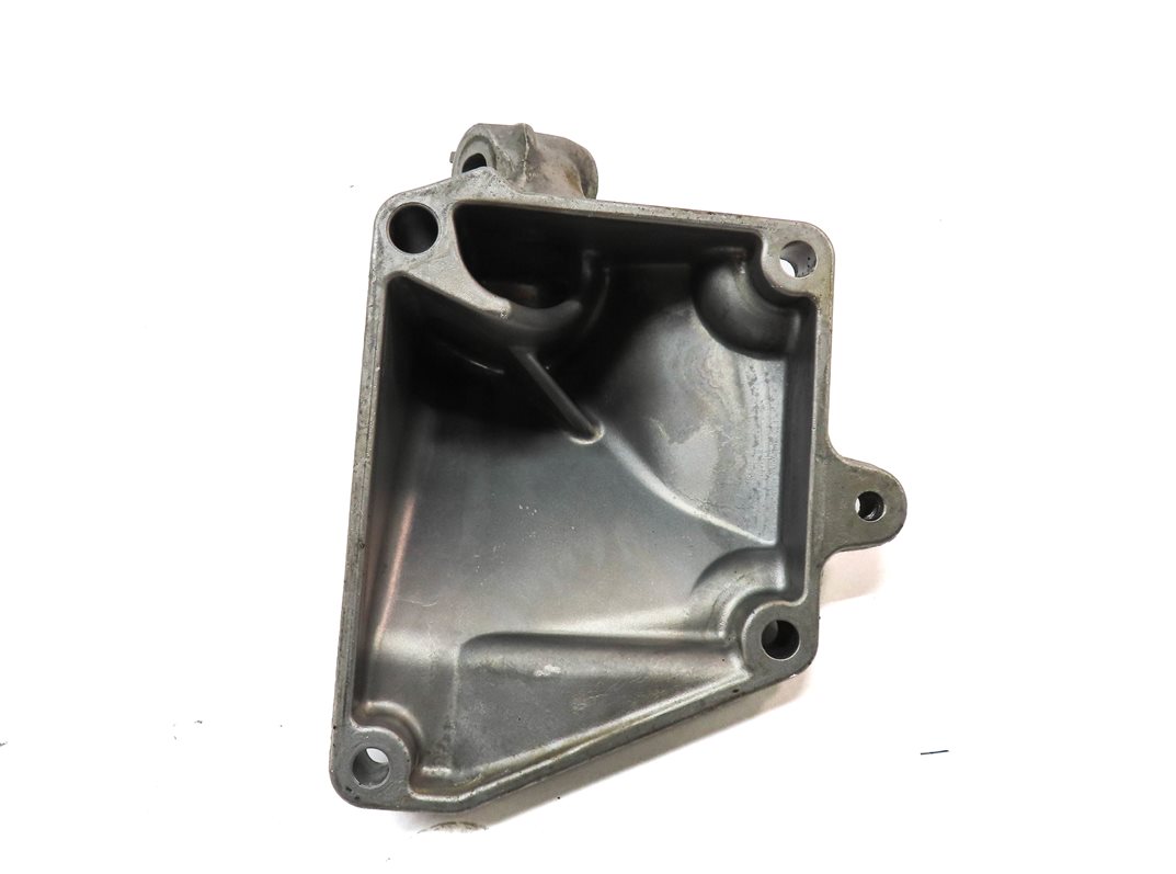 Thumbnail 4: 08 MERCEDES ML550 W164 5.5L (273.963) RIGHT PASSENGER ENGINE MOTOR MOUNT BRACKET