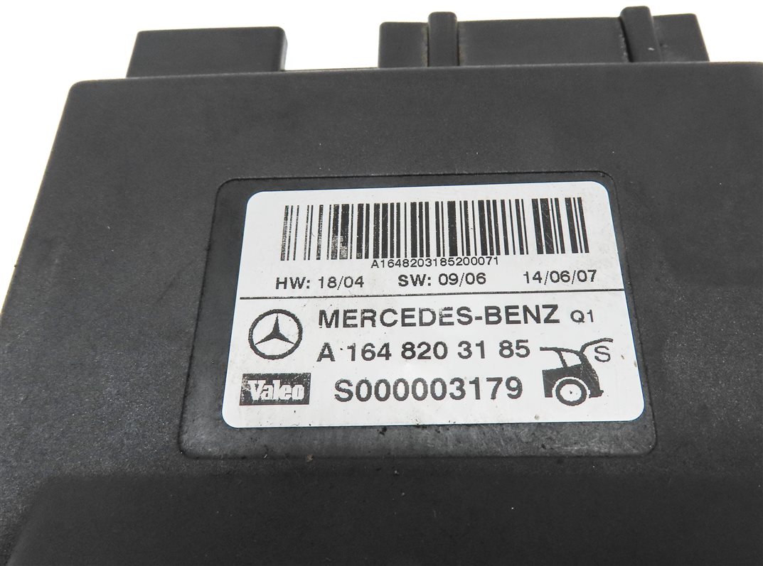 Thumbnail 4: 06-08 MERCEDES GL320 GL450 GL550 ML320 ML350 ML500 (X164 W164) LIFTGATE MODULE