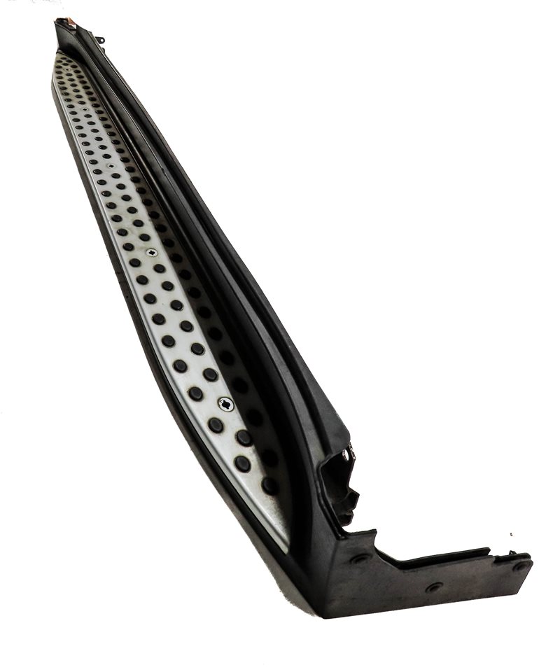 Thumbnail 6: 2006-2008 MERCEDES ML CLASS W164 LEFT DRIVER SIDE RUNNING BOARD STEP TRIM