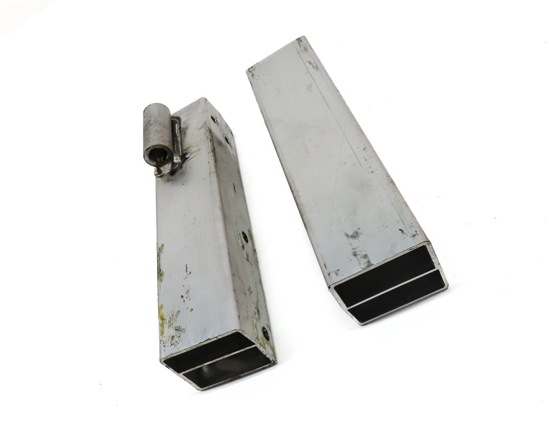 Thumbnail 3: 09-17 AUDI Q5 SQ5 (B8 8R) REAR LEFT & RIGHT BUMPER REINFORCEMENT BAR BRACKET SET
