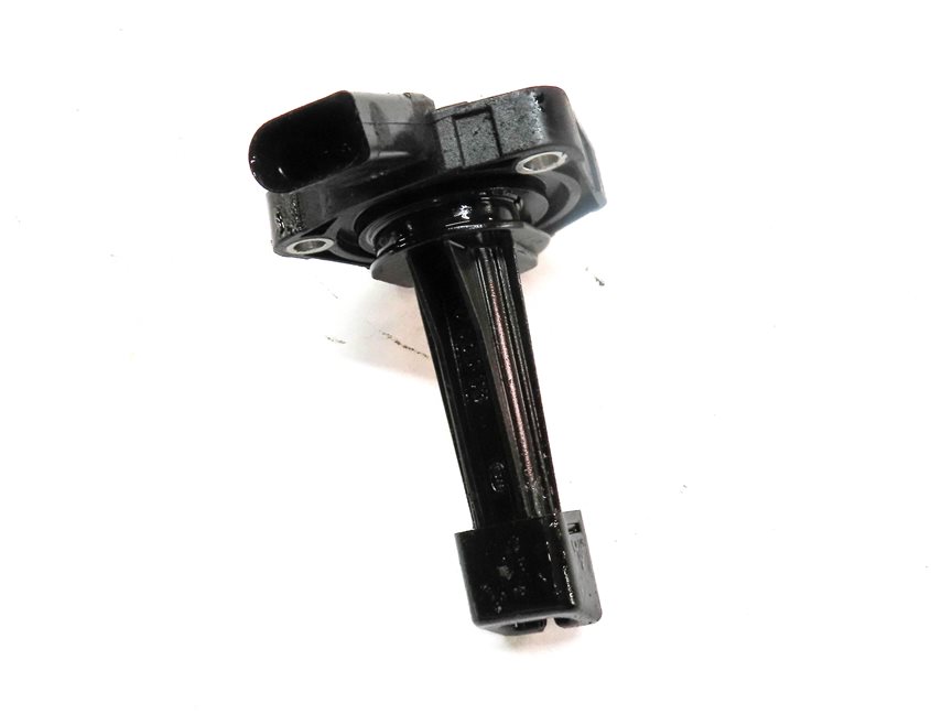 Thumbnail 4: 2012 AUDI Q5 (B8 8R) 2.0L (CAEB) ENGINE MOTOR OIL FLUID LEVEL SENSOR MODULE