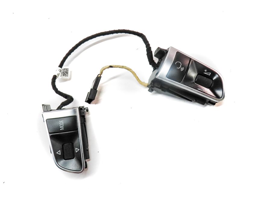 Thumbnail 3: 2012 AUDI Q5 (B8 8R) STEERING WHEEL RADIO PHONE MODE SELECT CONTROL BUTTON SET/2