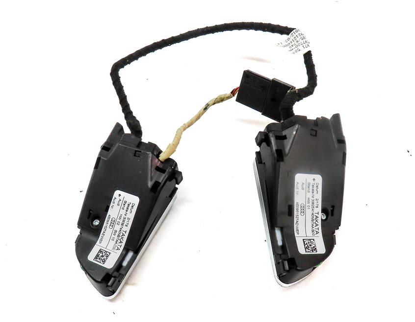 Thumbnail 5: 2012 AUDI Q5 (B8 8R) STEERING WHEEL RADIO PHONE MODE SELECT CONTROL BUTTON SET/2