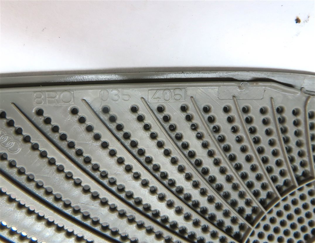 Thumbnail 18: 12 AUDI Q5 (B8 8R) BANG OLUFSEN SPEAKER GRILLE TRIM COVER SET/13 (BLACK/SILVER)