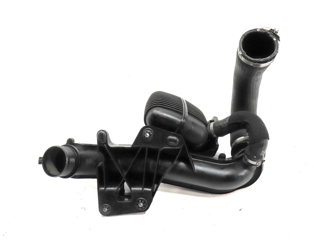Thumbnail 5: 2012 AUDI Q5 (B8 8R) 2.0L (CAEB) ENGINE INTERCOOLER PRESSURE PIPE DAMPER BOX