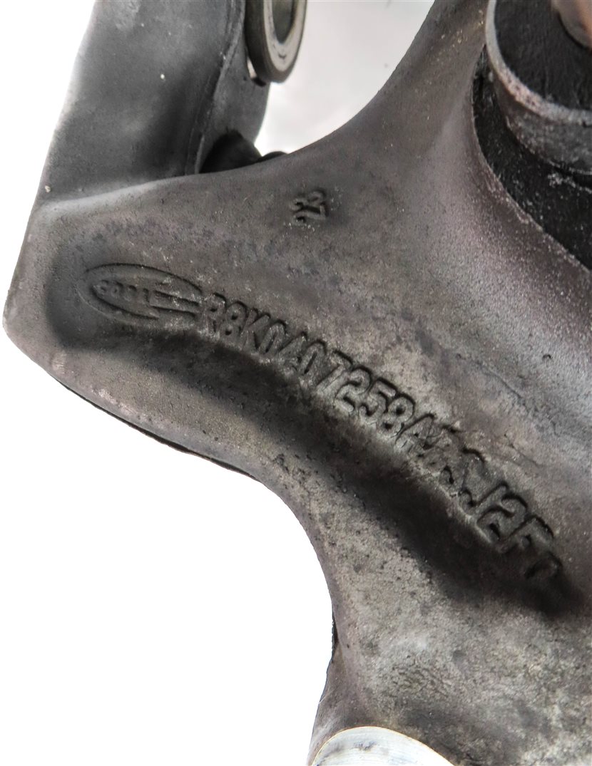 Thumbnail 6: 10-16 AUDI A4 S4 A5 S5 Q5 (B8 8K 8T 8R) FRONT RIGHT PASSENGER SPINDLE KNUCKLE