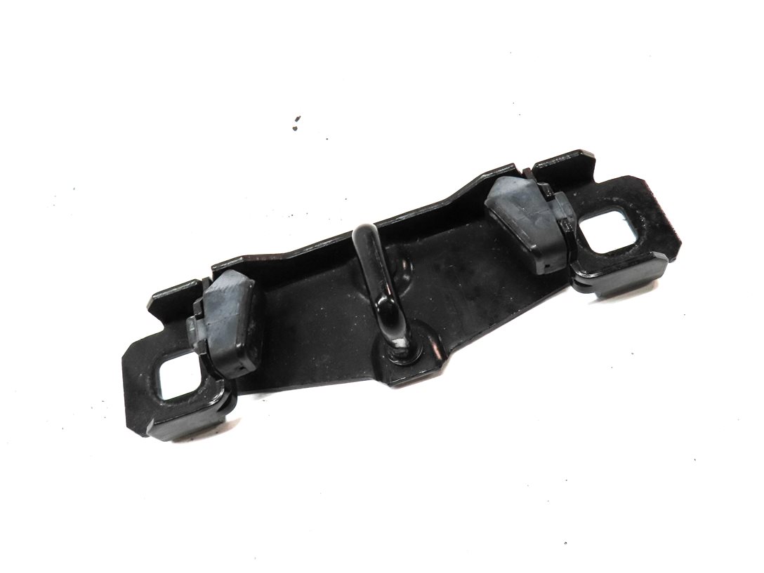 Thumbnail 3: 2006 RANGE ROVER SPORT (L320) REAR TRUNK LOCK LATCH STRIKER PLATE