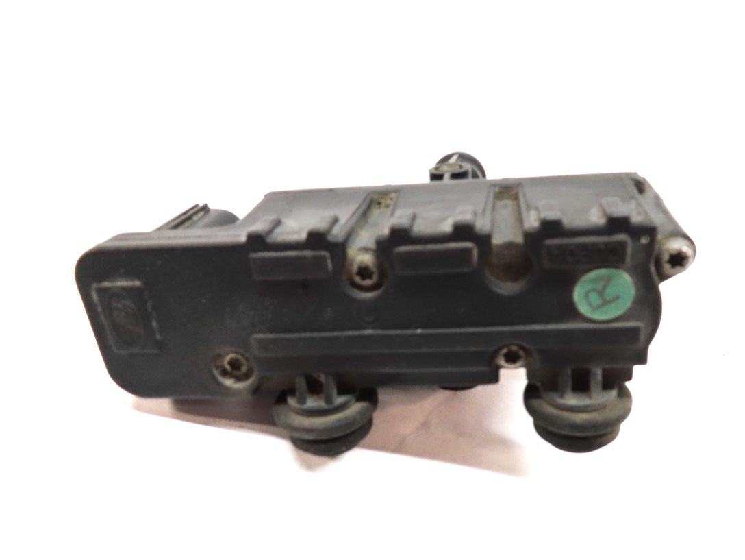 Thumbnail 7: 2006 RANGE ROVER SPORT (L320) AIR SUSPENSION TRANSFER RELIEF VALVE BLOCK SET-3