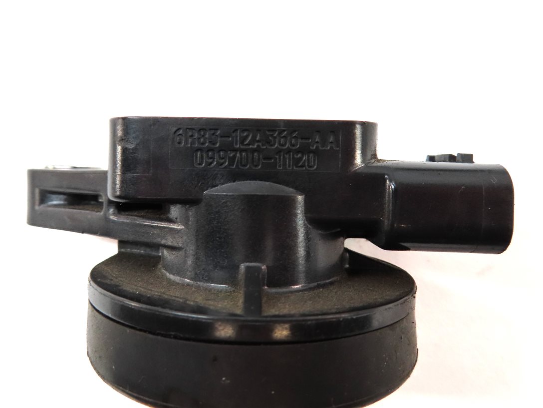 Thumbnail 5: 2005-2009 LR3 RANGE ROVER SPORT (L322 L320) 4.2L 4.4L ENGINE IGNITION COIL SET 8