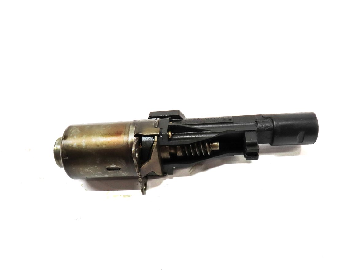 Thumbnail 2: 2014 BMW X1 (E84) 2.0L (N20) ENGINE ECCENTRIC CAMSHAFT ACTUATOR MOTOR