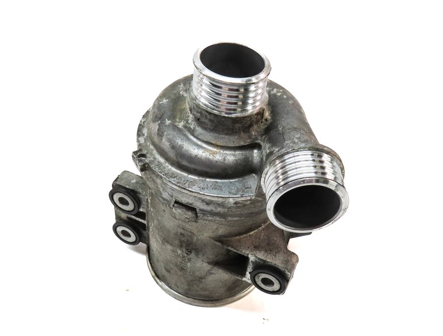 12-18 BMW 328i 428i 528i X3 X5 Z4 (F30 F31 F32 F10 E84 F15 F25) 2.0L WATER PUMP