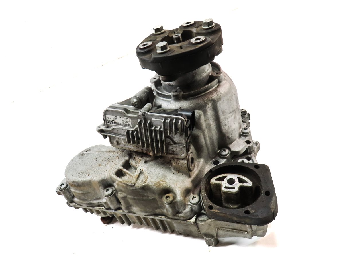 Thumbnail 2: 2012-2015 BMW X1 (E84) 28iX - 2.0L N20 TURBO ENGINE - FRONT TRANSFER CASE