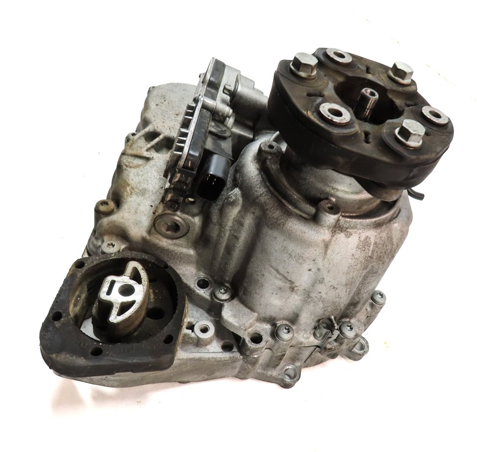 Thumbnail 4: 2012-2015 BMW X1 (E84) 28iX - 2.0L N20 TURBO ENGINE - FRONT TRANSFER CASE