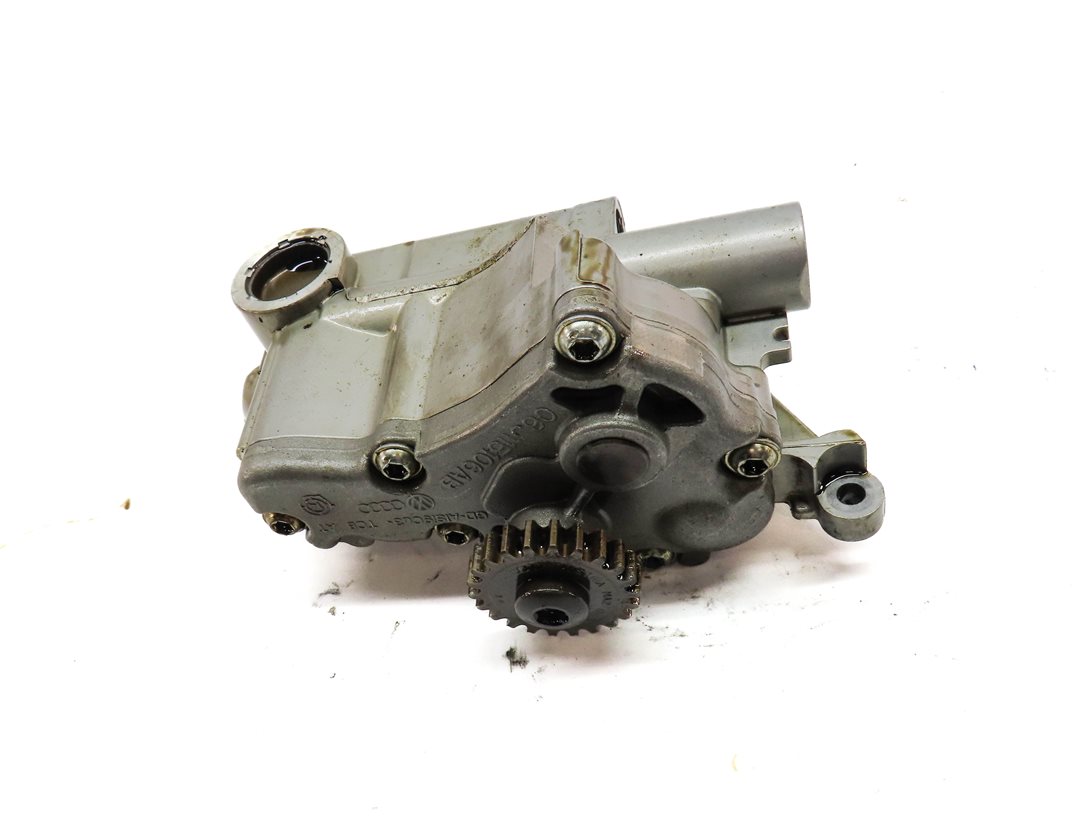 Thumbnail 2: 2015 AUDI Q3 SUV (8U) 2.0L (CCTA) ENGINE MOTOR OIL FLUID PUMP