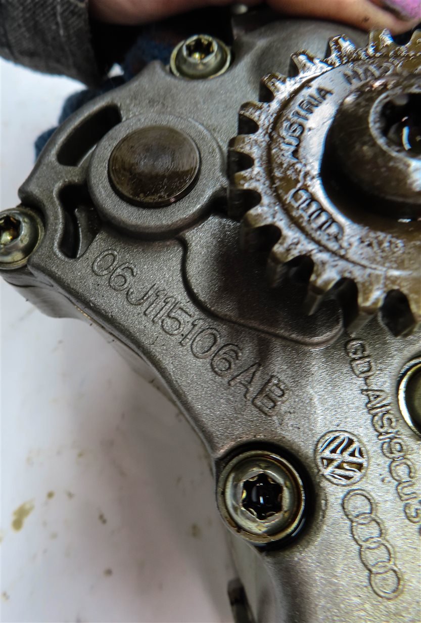 Thumbnail 8: 2015 AUDI Q3 SUV (8U) 2.0L (CCTA) ENGINE MOTOR OIL FLUID PUMP