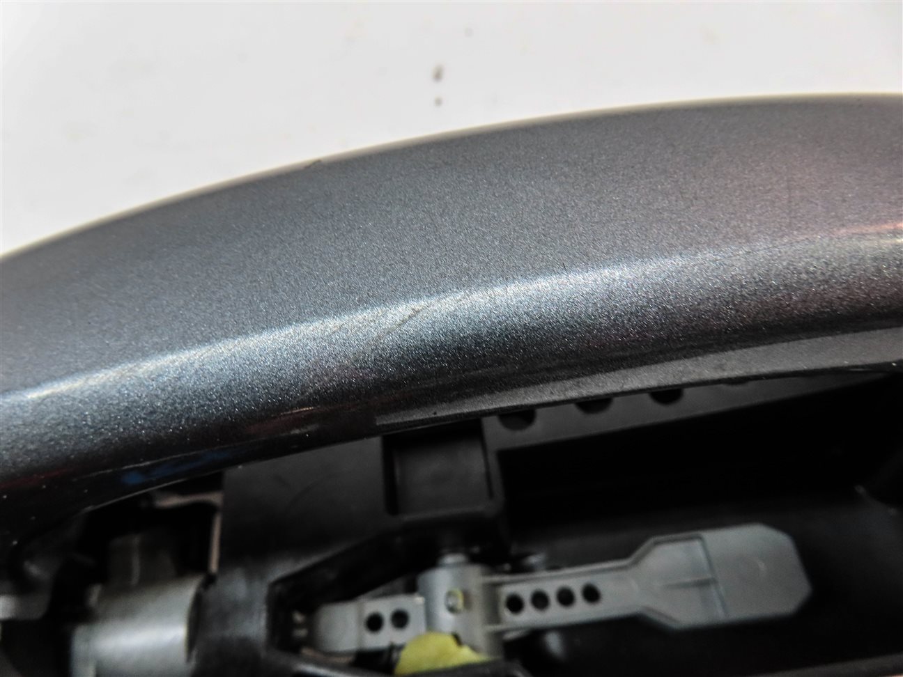 Thumbnail 7: 2015-2018 AUDI Q3 (8U) RIGHT FRONT PASSENGER DOOR HANDLE (Gray)