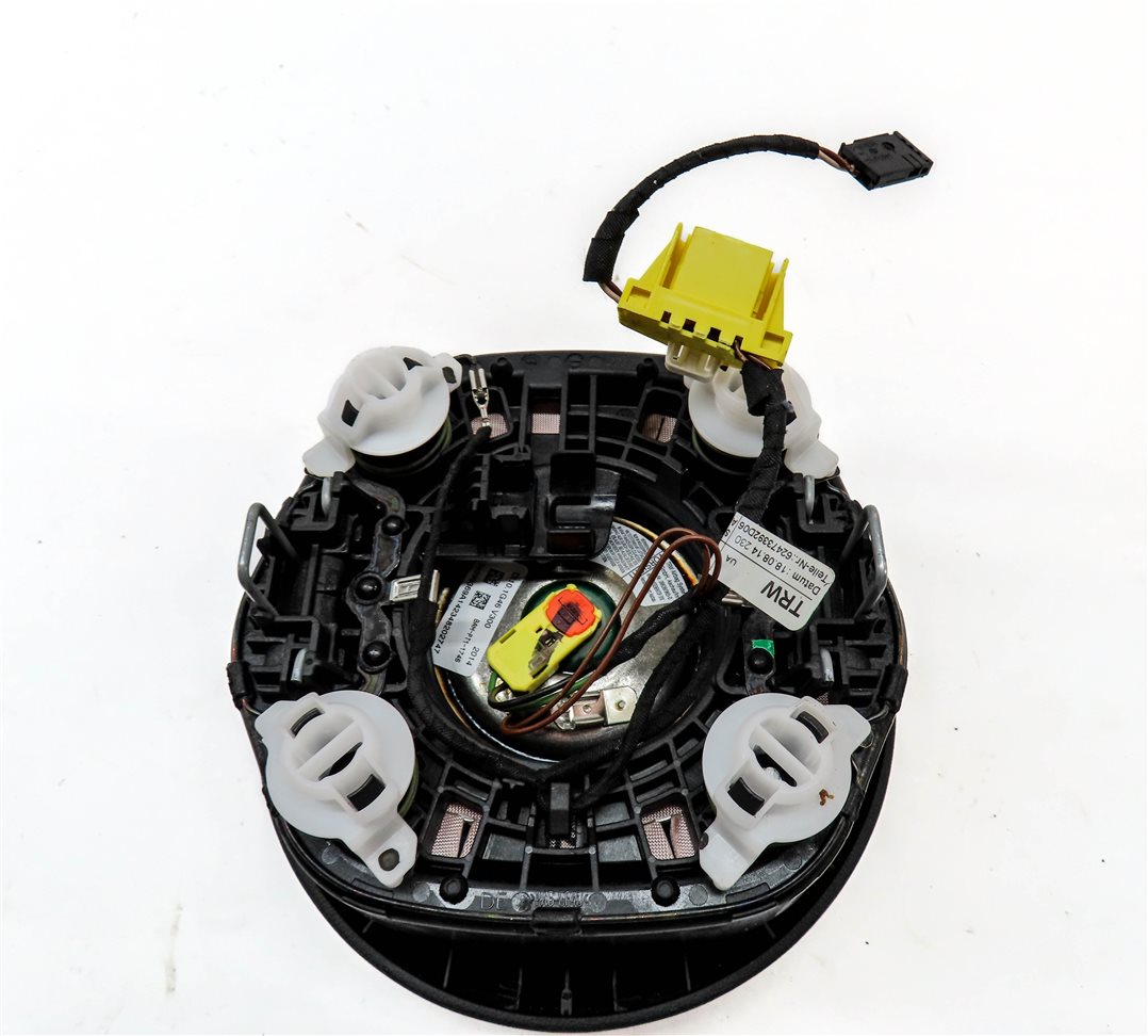 Thumbnail 5: 2015-2018 AUDI A3 Q3 (8U 8V) DRIVER STEERING WHEEL SRS AIRBAG AIR BAG (BLACK)