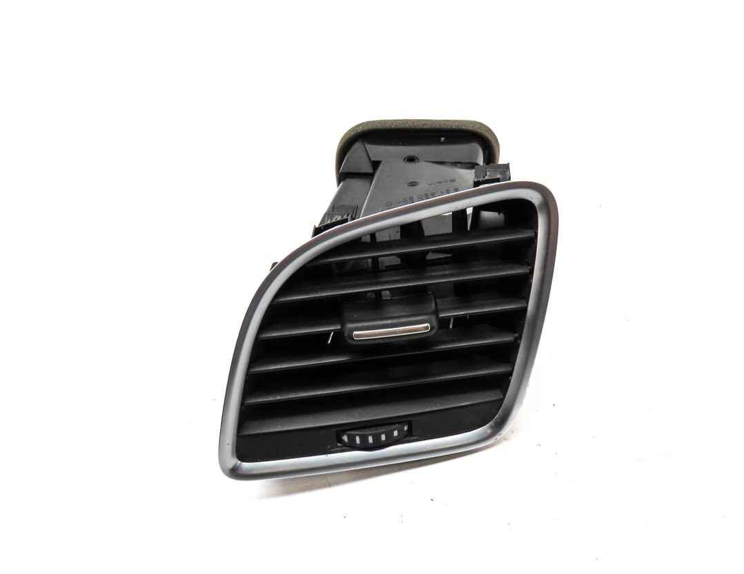 Thumbnail 2: 2015 AUDI Q3 SUV (8U) FRONT LEFT DRIVER DASH HEAT AIR AC HVAC VENT (Black)