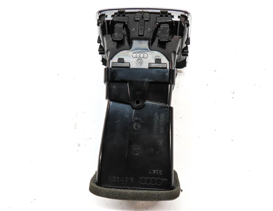Thumbnail 5: 2015 AUDI Q3 SUV (8U) REAR CENTER CONSOLE HEAT AIR AC HVAC DUAL VENT (Gray)