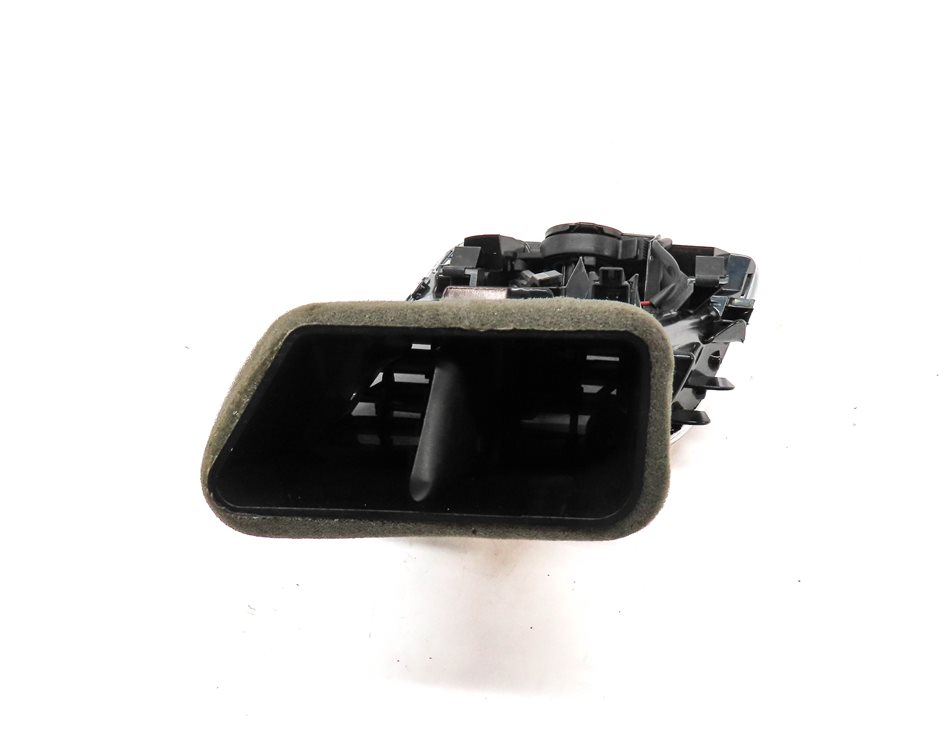 Thumbnail 4: 2015 AUDI Q3 SUV (8U) FRONT RIGHT PASSENGER DASH HEAT AIR AC HVAC VENT (Black)