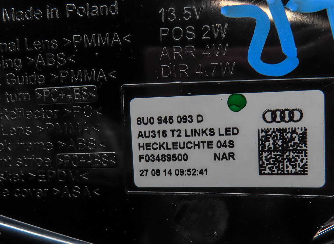 Thumbnail 5: 2015 AUDI Q3 (8U) REAR LEFT DRIVER TRUNK HATCH LED TAILLIGHT BRAKE LIGHT LAMP