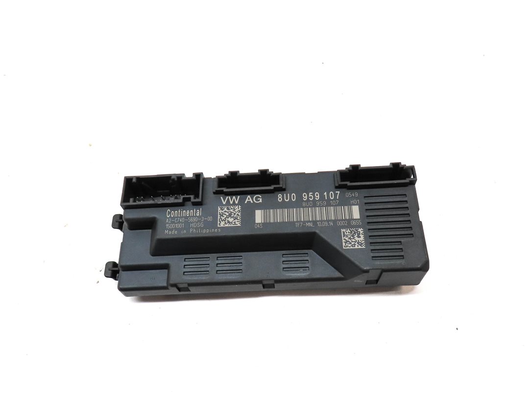 Thumbnail 2: 2015-2017 AUDI Q3 (8U) HATCH GATE TRUNK LIFT LIFTGATE CONTROL MODULE