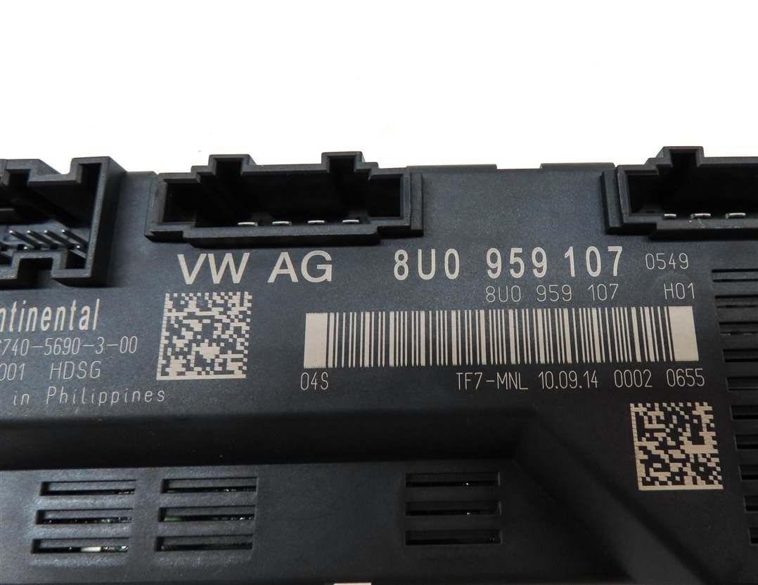 Thumbnail 4: 2015-2017 AUDI Q3 (8U) HATCH GATE TRUNK LIFT LIFTGATE CONTROL MODULE