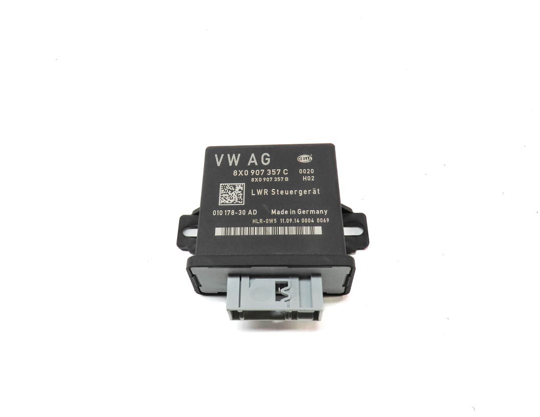 Thumbnail 2: 2015 AUDI Q3 SUV (8U) HEADLIGHT HEAD LIGHT LAMP RANGE CONTROL MODULE