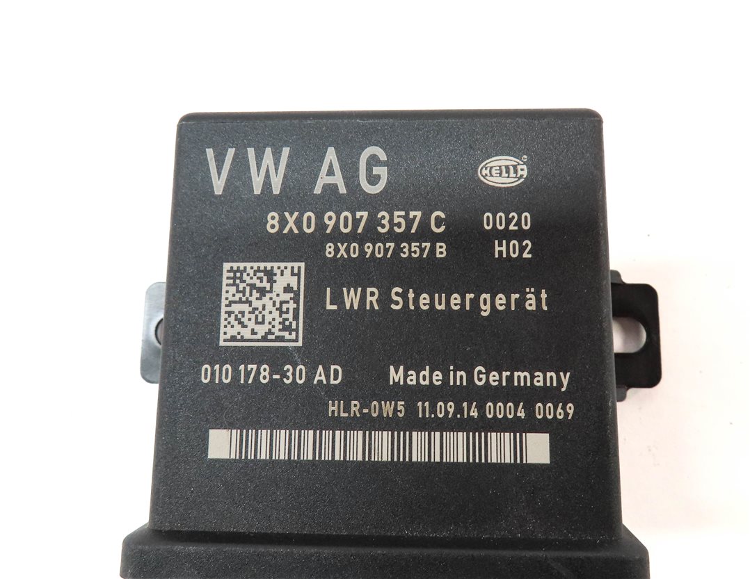 Thumbnail 4: 2015 AUDI Q3 SUV (8U) HEADLIGHT HEAD LIGHT LAMP RANGE CONTROL MODULE