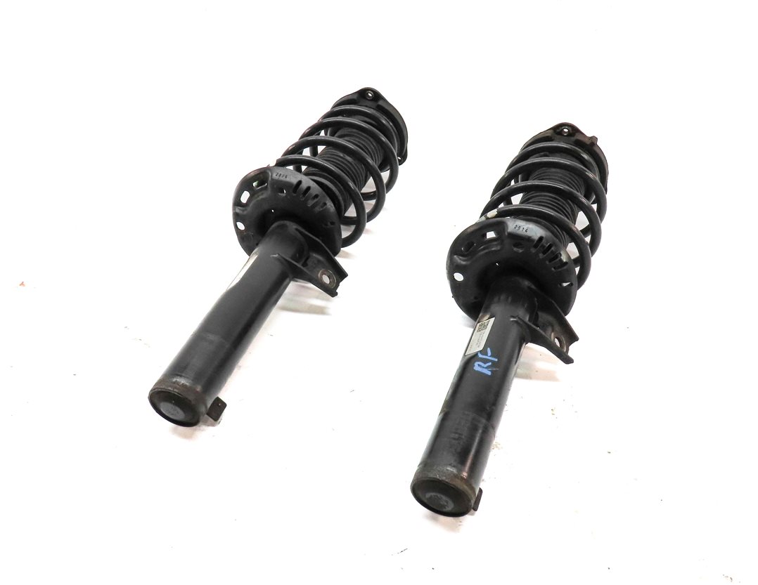 2015-2018 AUDI Q3 (8U) FRONT LEFT & RIGHT STANDARD SUSPENSION SHOCK STRUT SET 2