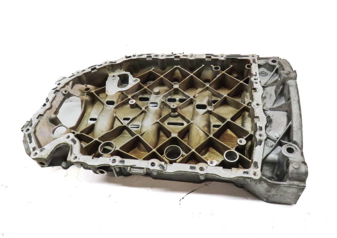 Thumbnail 6: 2009-2018 VW EOS TIGUAN AUDI Q3 (8U) 2.0L TURBO ENGINE UPPER OIL PAN CRADLE