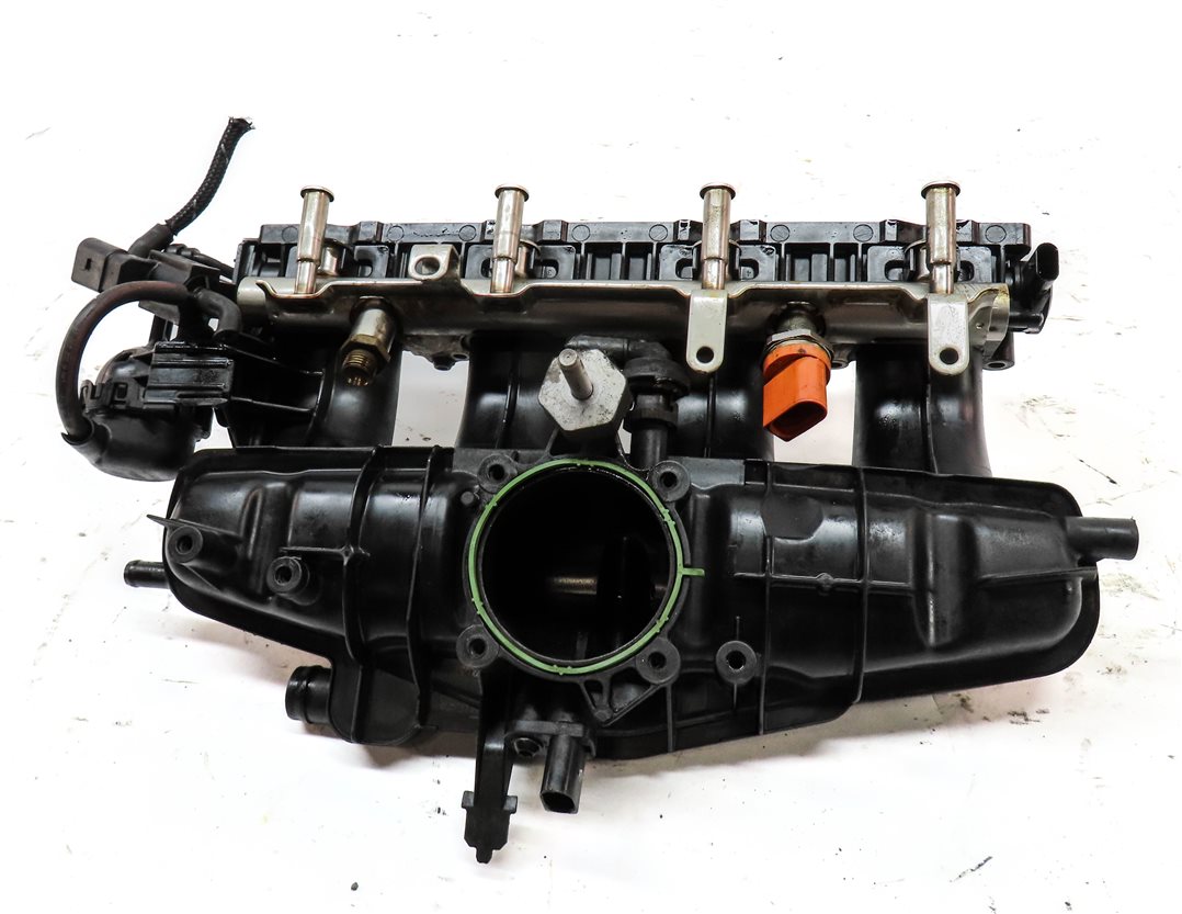 Thumbnail 5: 08-18 VW BEETLE JETTA PASSAT AUDI A3 Q3 (8P 8U) 2.0L CCTA CBFA INTAKE MANIFOLD