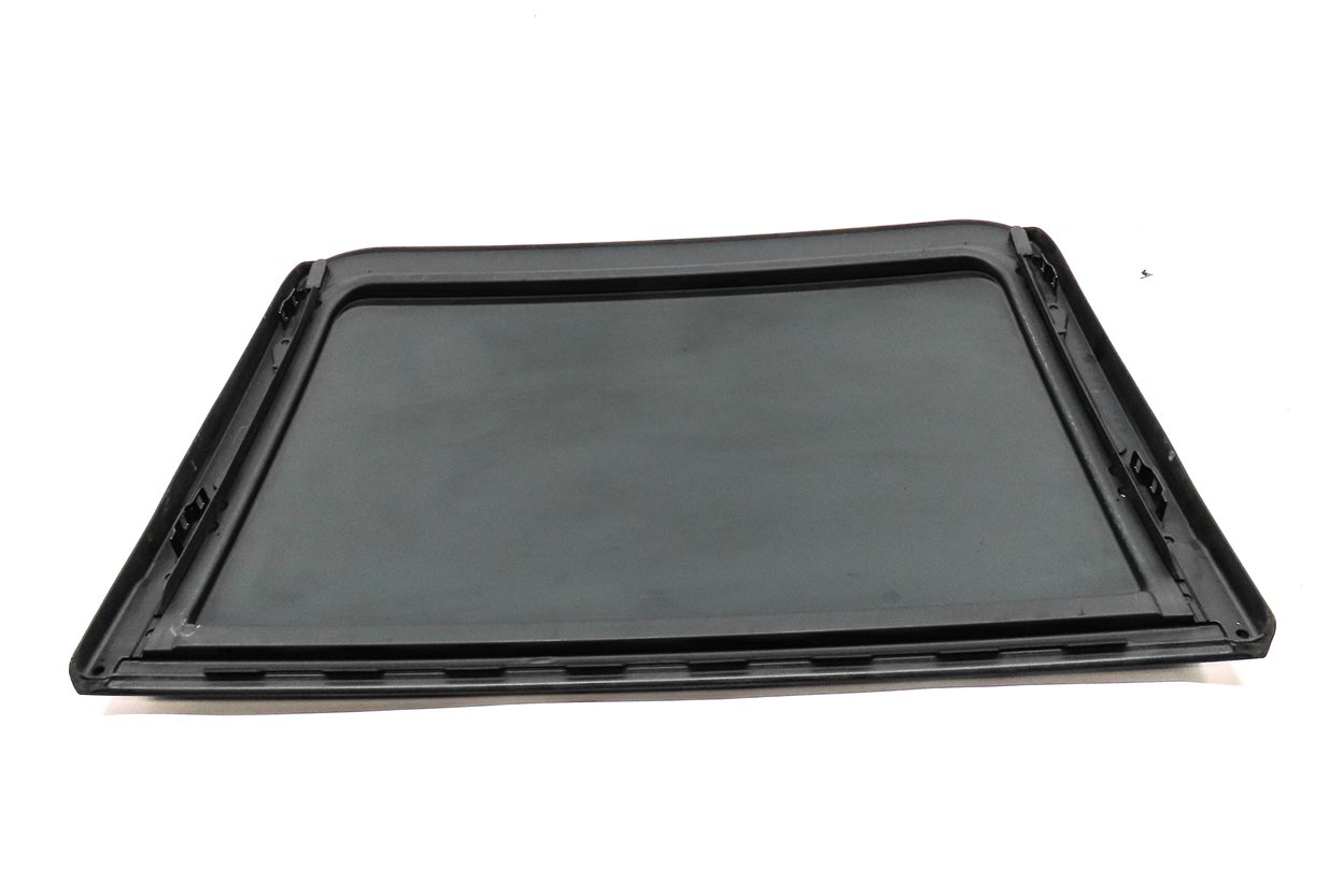 Thumbnail 5: 2015-2018 AUDI Q3 (8U) REAR STATIONARY PANORAMIC SUNROOF SUN ROOF GLASS WINDOW