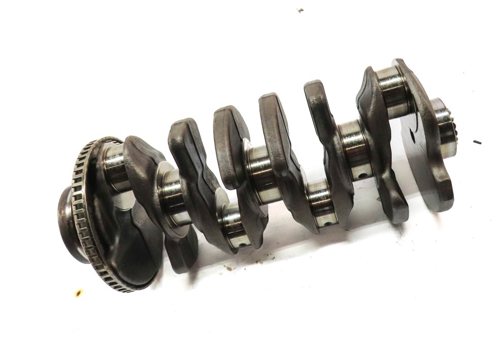 Thumbnail 3: 2015 AUDI Q3 SUV (8U) 2.0L (CCTA) ENGINE MOTOR CRANKSHAFT CRANK SHAFT
