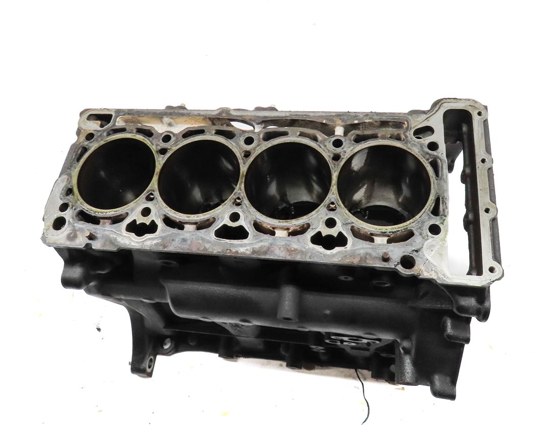Thumbnail 4: 2014-2018 AUDI Q3 (8U) VW CC EOS TIGUAN 2.0L TURBO ENGINE CYLINDER BLOCK BARE