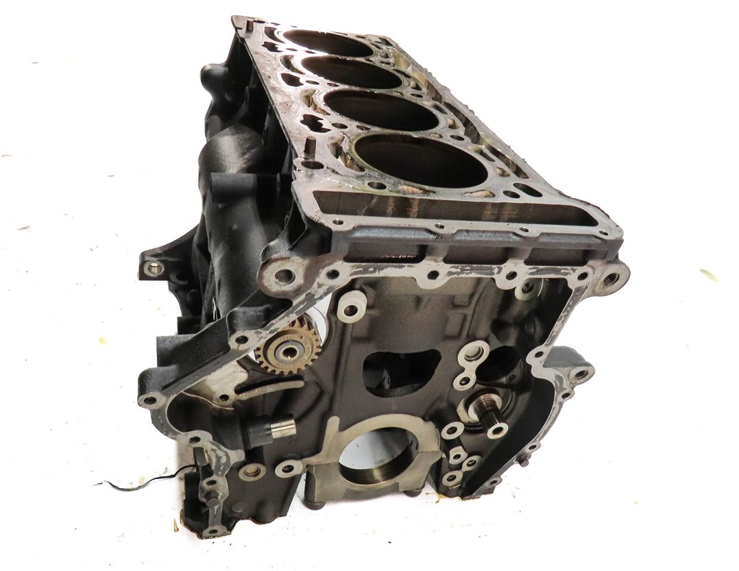 Thumbnail 5: 2014-2018 AUDI Q3 (8U) VW CC EOS TIGUAN 2.0L TURBO ENGINE CYLINDER BLOCK BARE