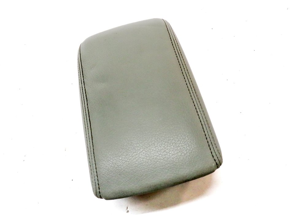 Thumbnail 3: 2015 AUDI Q3 SUV (8U) FRONT CENTER CONSOLE LID ARMREST ARM REST (Gray)