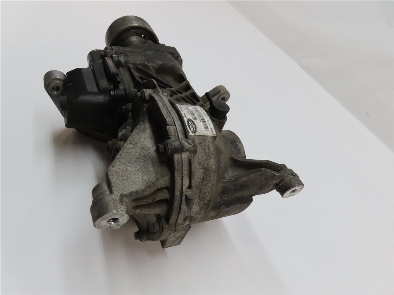 Thumbnail 4: 2016-2019 JAGUAR E-PACE DISCOVERY SPORT (L550) REAR DIFFERENTIAL GEAR CARRIER