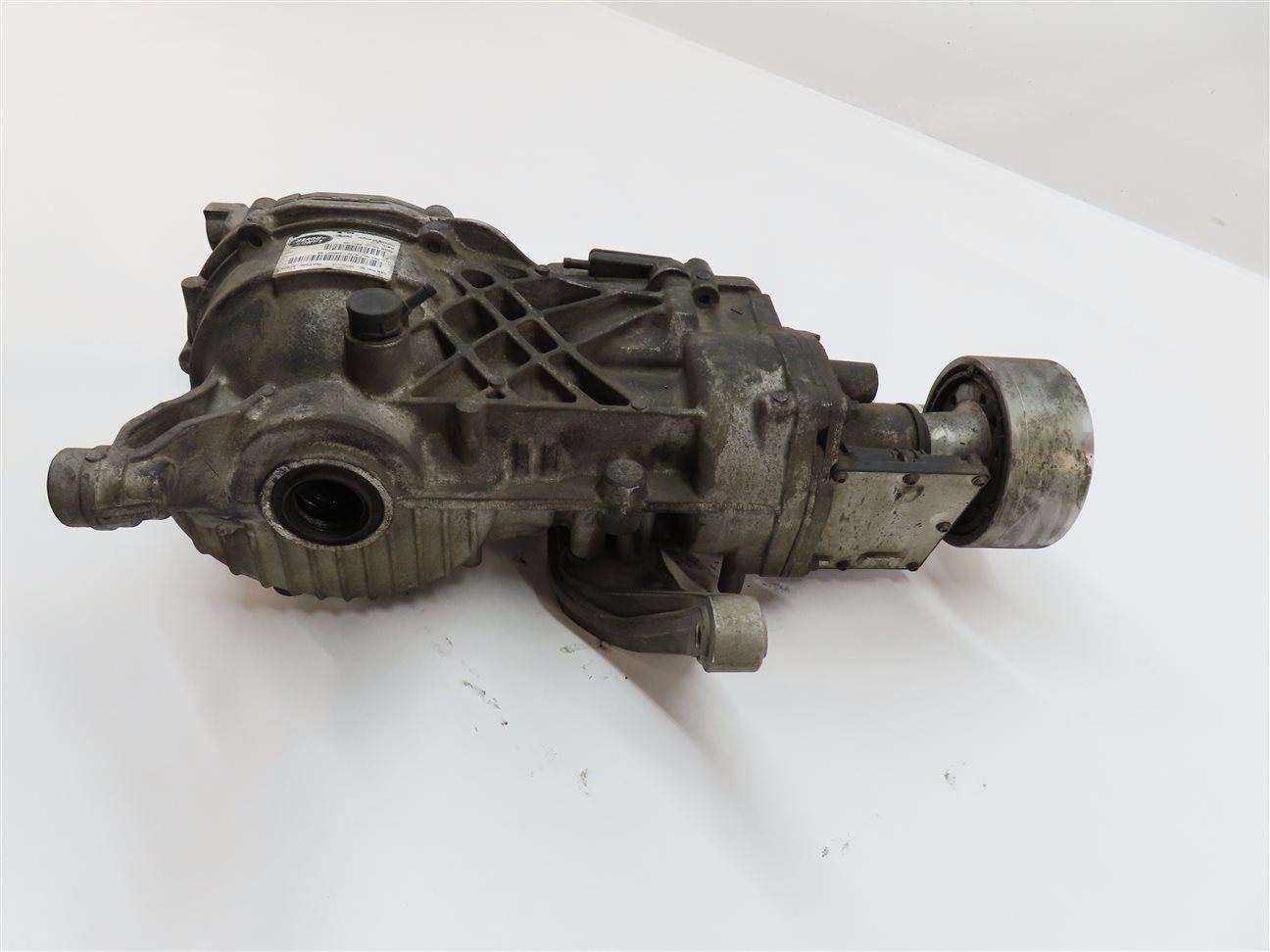Thumbnail 7: 2016-2019 JAGUAR E-PACE DISCOVERY SPORT (L550) REAR DIFFERENTIAL GEAR CARRIER