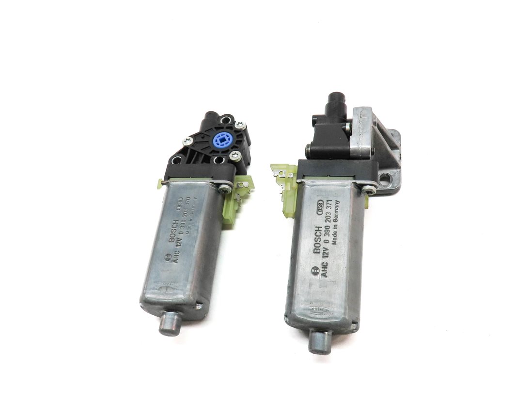 Thumbnail 2: 2010-2012 RANGE ROVER (L322) POWER STEERING COLUMN ADJUSTMENT MOTOR SET